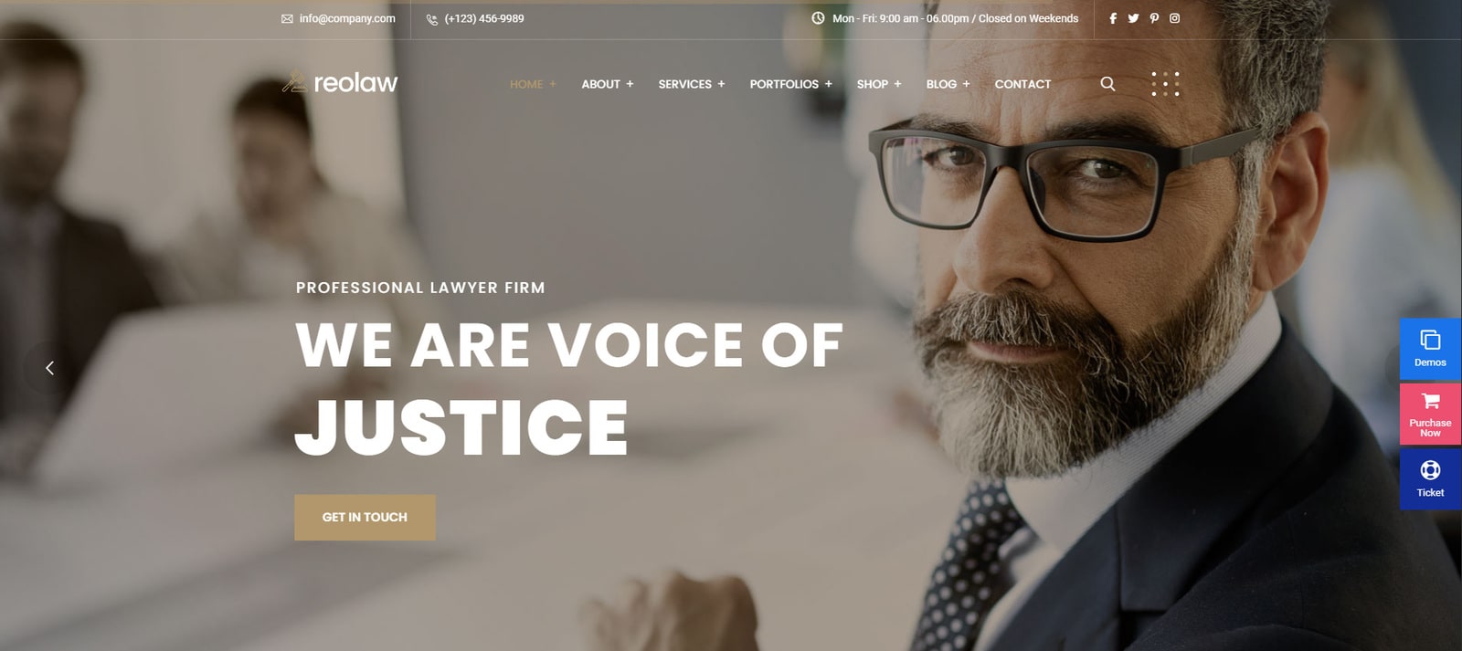 Graphic of Reobiz, an attorney WordPress theme with 34 ready-made templates.