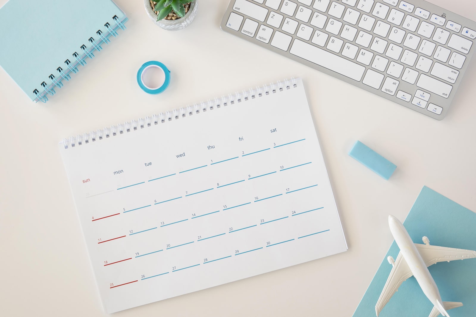 Figure of a calendar used for planning meetings, rentals, and appointments.